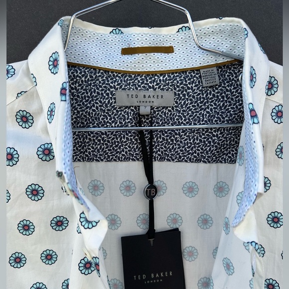 Ted Baker Floral pattern men’s button down short sleeve shirt - Picture 3 of 5